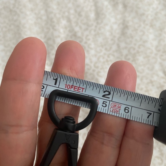 Louis Vuitton black clasp - Picture 11 of 15